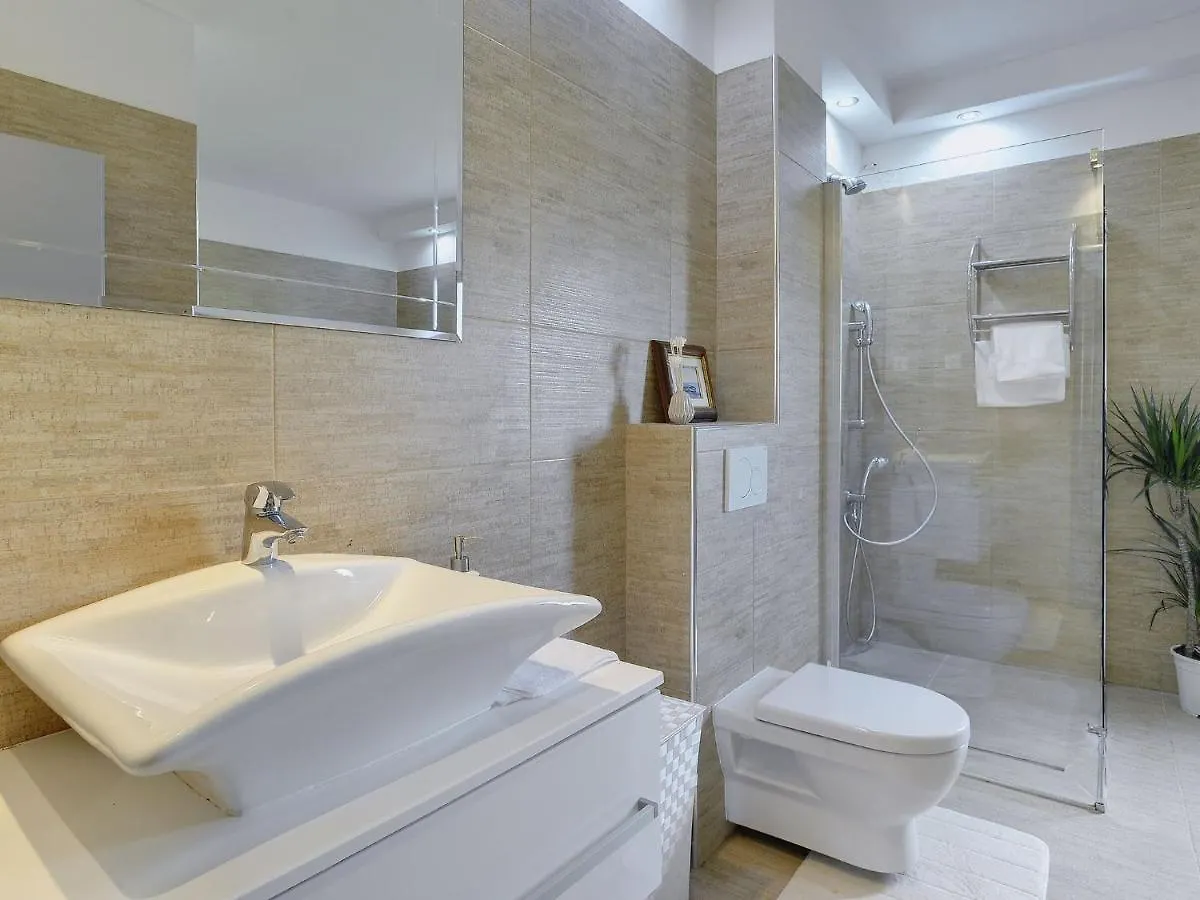 Modern Villa In Pula With Pool And Parking Vinkuran 0*,  Croatia